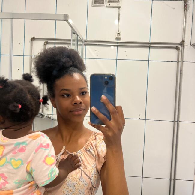 Babysitter em Rio de Loba: Rakelli
