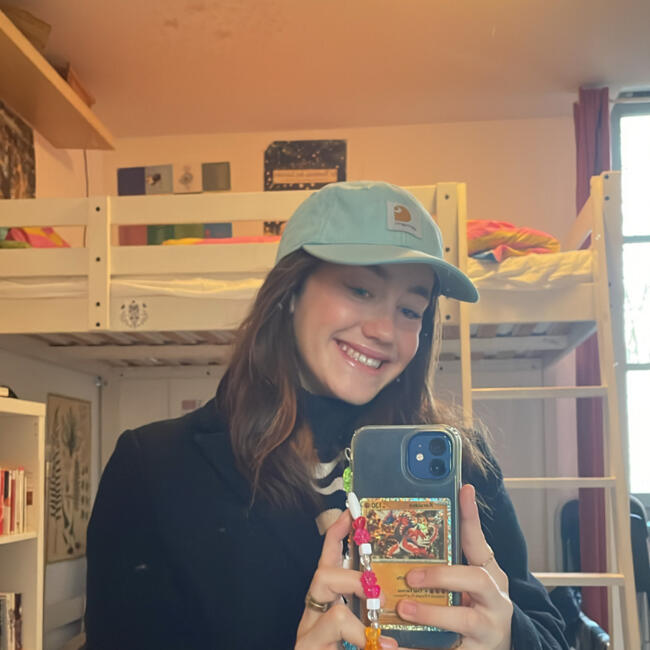 Babysitter in Lyon: Betty