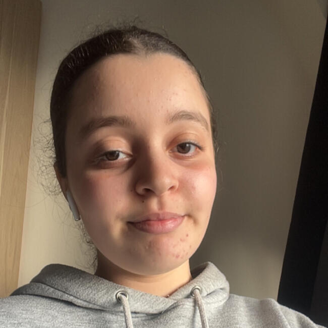 Babysitter in L'Île-Saint-Denis: Laura