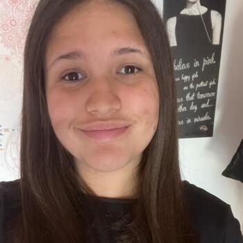 Babysitter Chalon-sur-Saône: Alicia