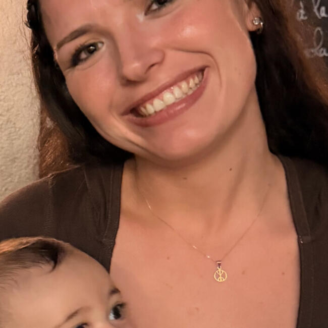 Babysitter in Gattières: Shanna