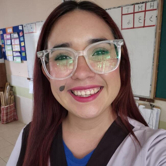 Babysitter in Mérida: Naomi Jacqueline