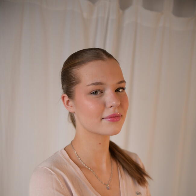 Lastenhoitaja Helsinki: Eleanora