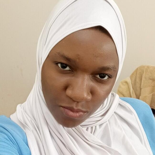 Babysitter in Sharjah city: Harriet