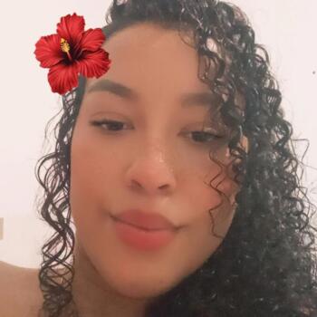 Babá em São Luís: Edivania