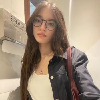 Babysitter in Marrakesh: Aya