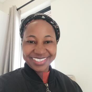 Babysitter Cape Town: Fionah