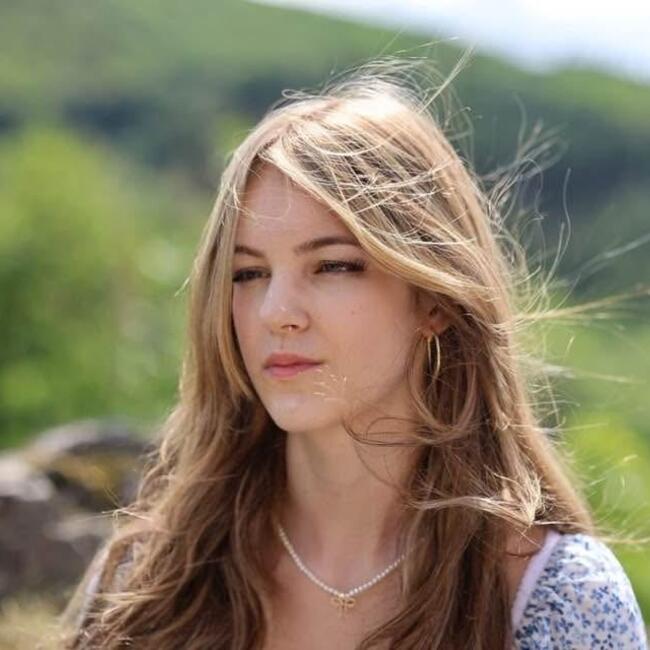 Babysitter in Zelzate: Diandra