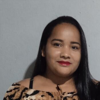 Babysitter Arapiraca: Juliana