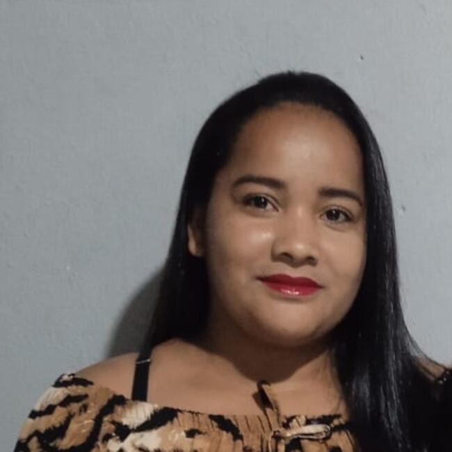 Babysitter in Arapiraca: Juliana
