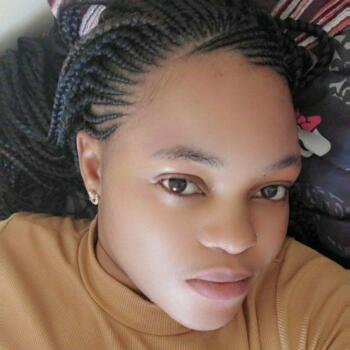 Babysitter in Abu Dhabi: Ayaan