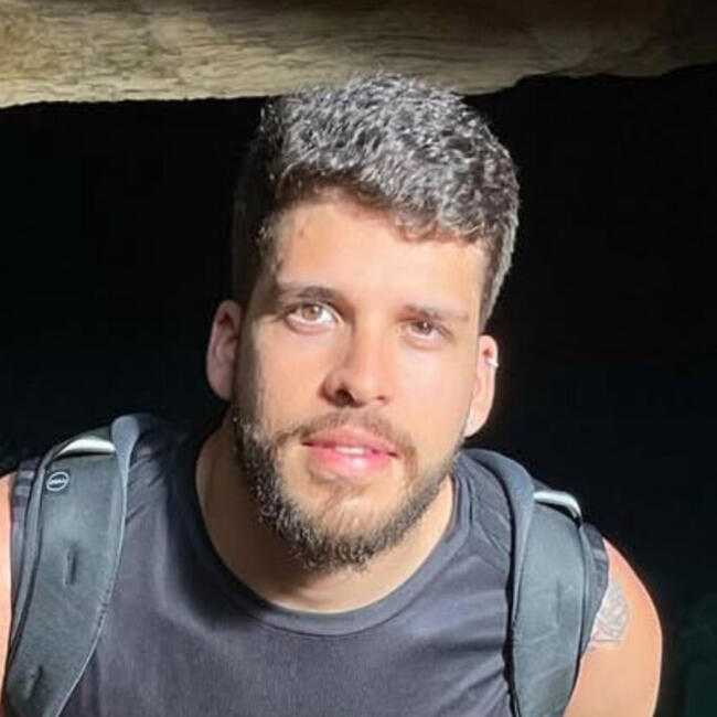 Babysitting job in Olinda: JUAN