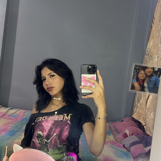 Babysitter in Santo Domingo de los Colorados: Kenia Adamaris