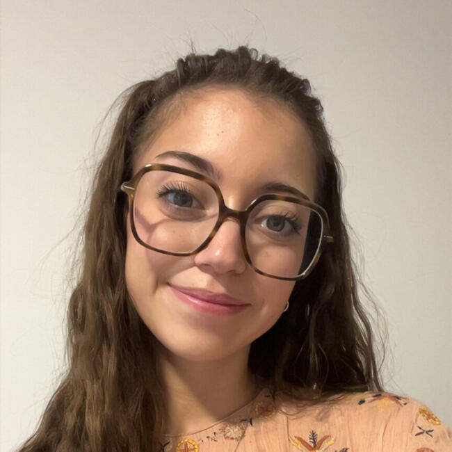 Babysitter in Écully: Cleo