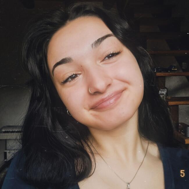 Babysitter in Albertville: Marion