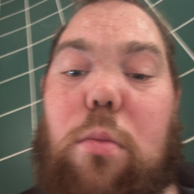 Baby-sitter in Windsor: Clayton