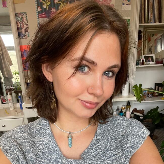 Babysitter in London: Nina