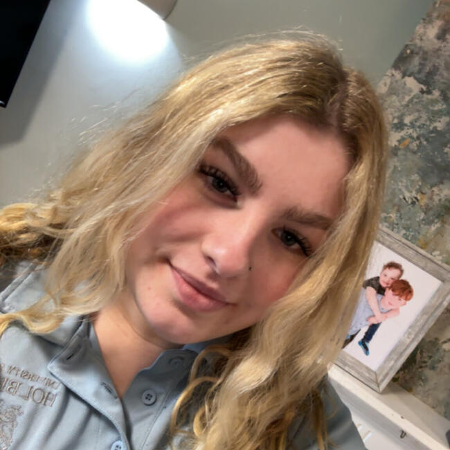 Babysitter in Spalding: Anya