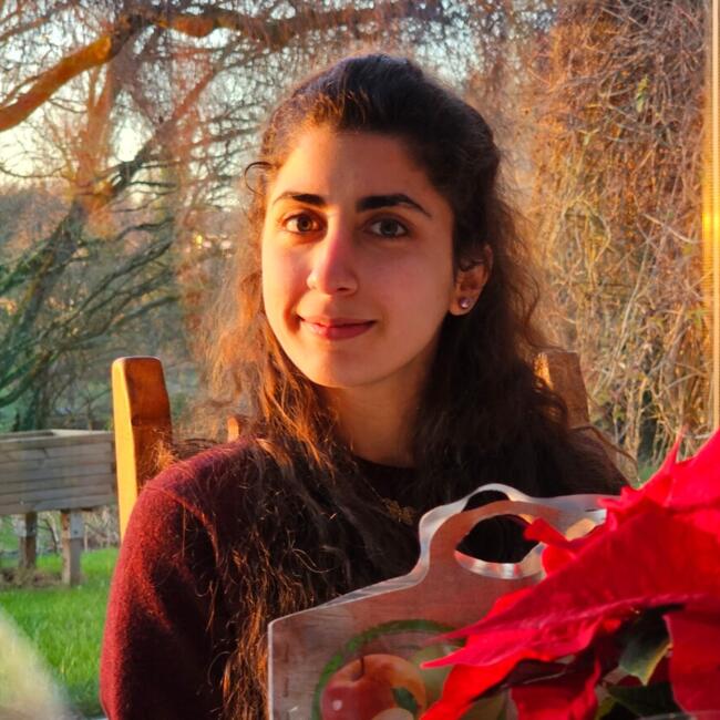 Babysitter in Ixelles/Elsene: Zaina