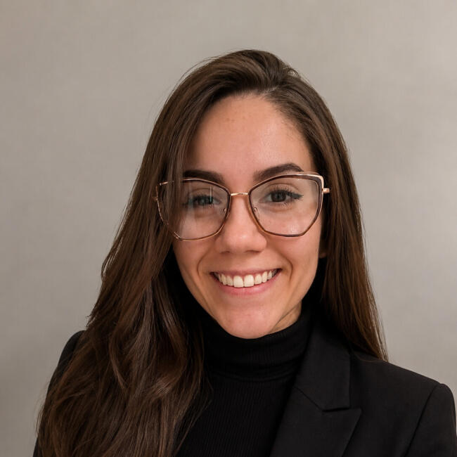 Babysitter in São Paulo: Alessandra