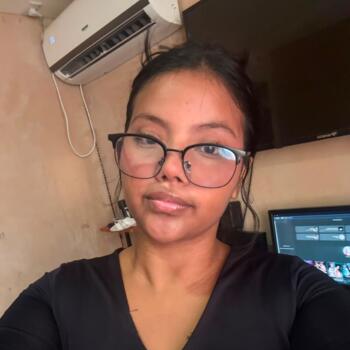 Babysitter in Guayaquil: Mia
