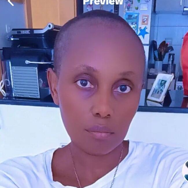 مربية أطفال في دبي: Loyce