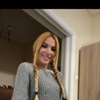 Babysitter στην πόλη Ηλιούπολη: Stefania