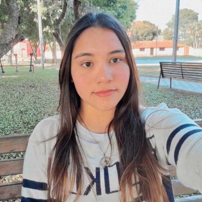 Babysitter in San Lorenzo: Belén Vera ️