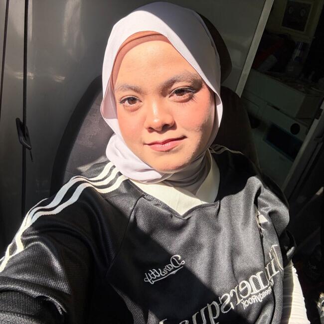 Babysitter in Kuala Lumpur: Nasreen