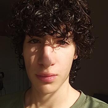 جليسة أطفال في القاهرة الجديدة: Abdullah