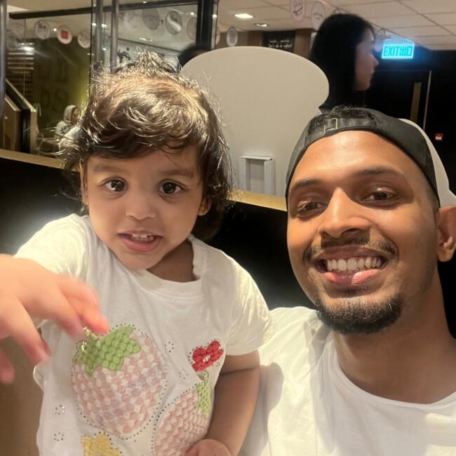 位於尖沙嘴的臨時保母: Fahim Ahamed