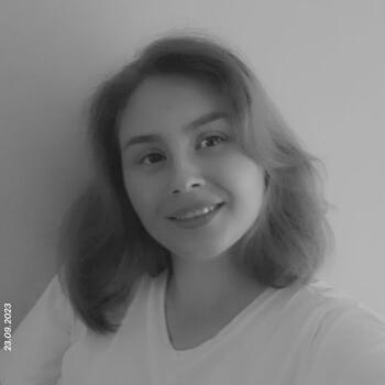 Babysitter in Iași: Andra