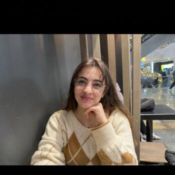 Babysitter in Noisy-le-Grand: Manon