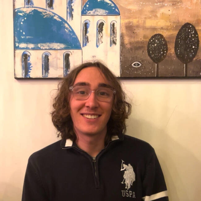 Babysitter in Digne-les-Bains: VIRGIL