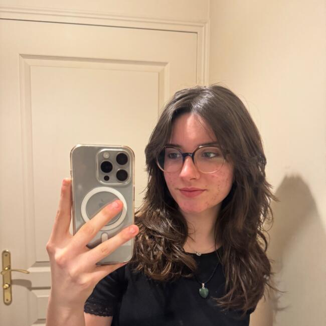 Babysitter in Lyon: Cybill