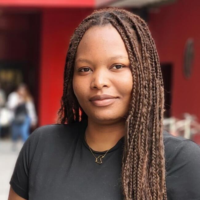 Babysitter in Ambilly: Clémence