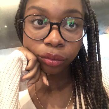 Babysitter in Porto: Lorena