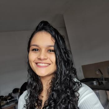 Babysitter São Paulo: LUDMILA