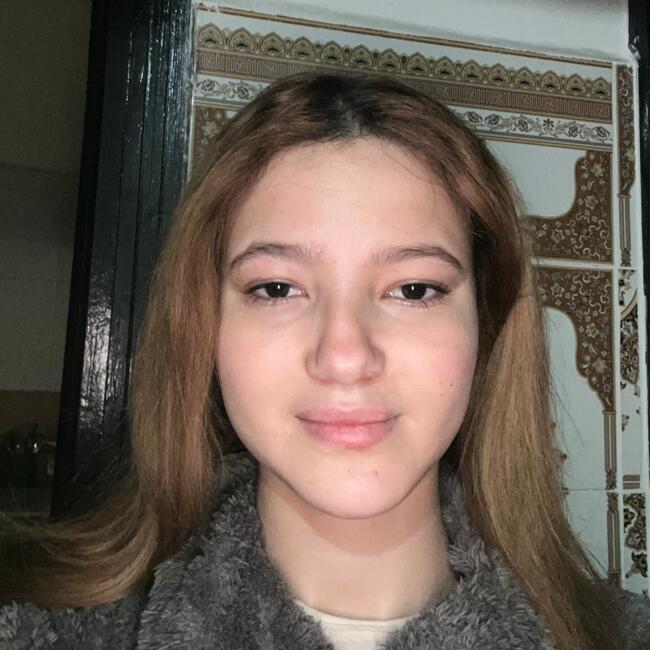مربية أطفال في فاس: Sara