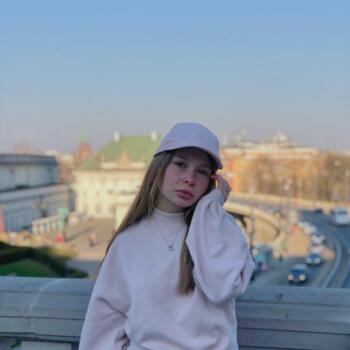 Baby-sitter in Bruxelles (Etterbeek): Алиса