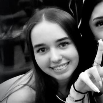 Babysitter in Grimbergen: Amélia