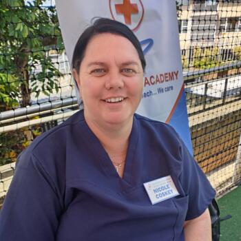 Babysitter in Bluff: Nicole