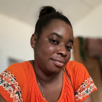 Babysitter Accra: Florence