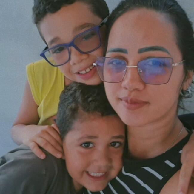 Babysitter in Recife: Luana