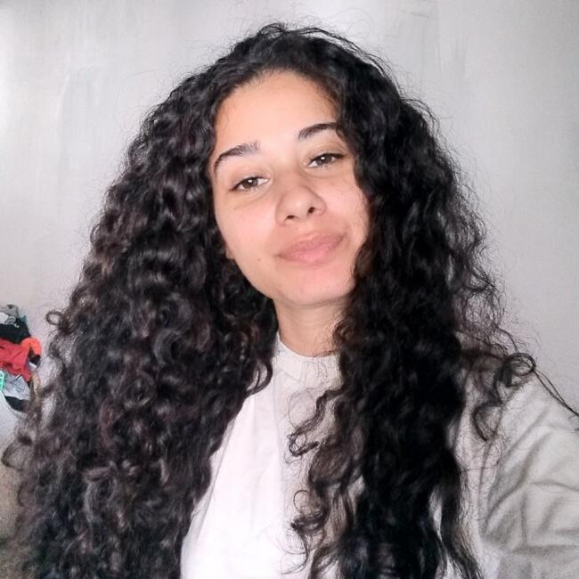 Babá em Recife: Renata