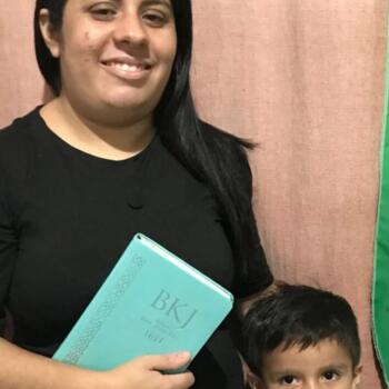Babá em Fortaleza: Lia