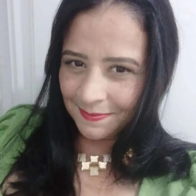 Babysitter in Belo Horizonte: Debora