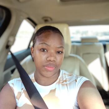 Babysitter in Centurion: Nomvula