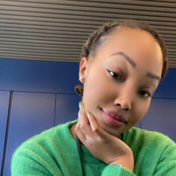 Babysitter in Sint-Jans-Molenbeek: Divine