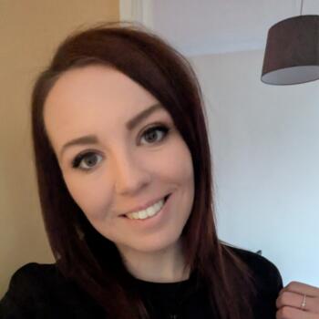 Babysitter in Carrickfergus: Amy